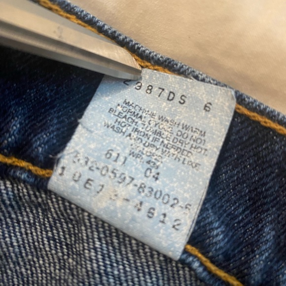 Vintage Levi's 512 Slim Fit Tapered Leg Jeans Women’s Size 5 24 X 27 Raw Hem - Picture 7 of 8